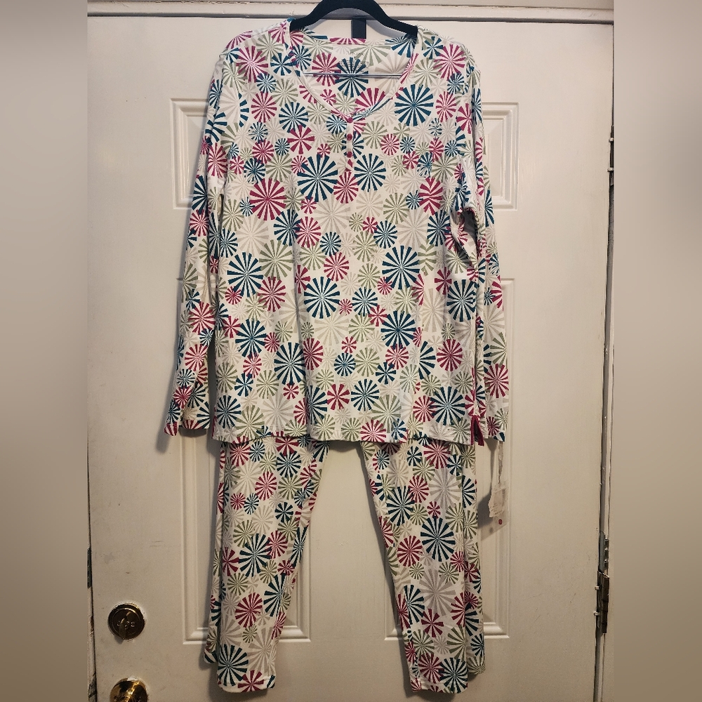 New Sleep Sense Starburst Women's Pajamas Set